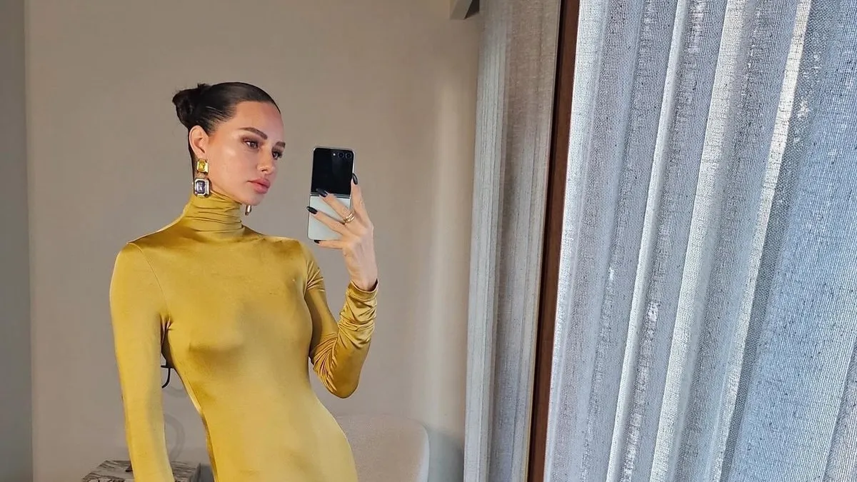 Yasemin Özilhan’ın yere oturduğu pozu çok konuşuldu: “Şampiyon olduğunun o kadar farkında ki…”