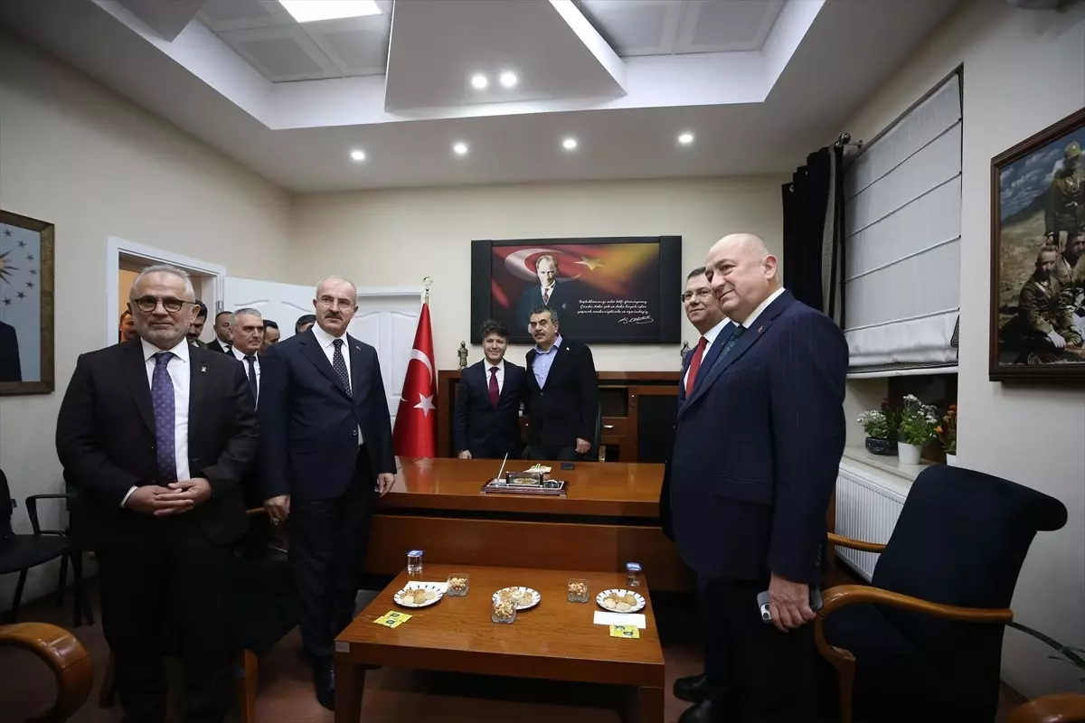 Bakan Tekin Gelibolu’yu Ziyaret Etti