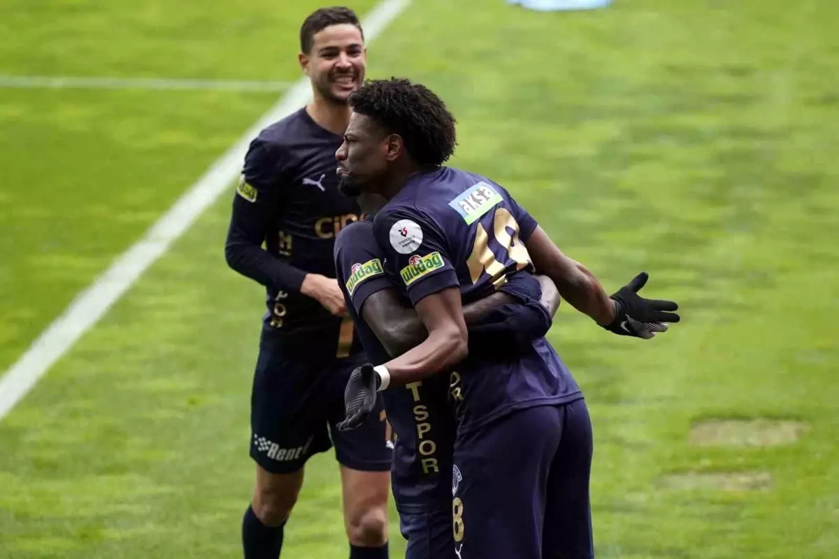Kasımpaşa 3-2 Rizespor’u Geçti